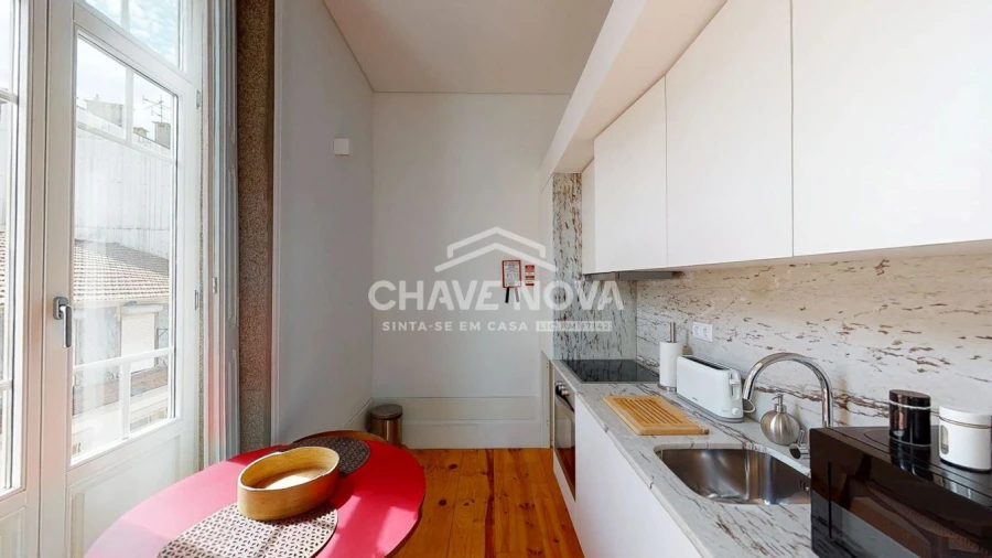 Apartamento T1 para Venda em Cedofeita, Santo Ildefonso, Sé, Miragaia, São Nicolau e Vitória Foto 3