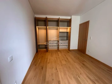 Apartamento T2 para Venda em Glória e Vera Cruz