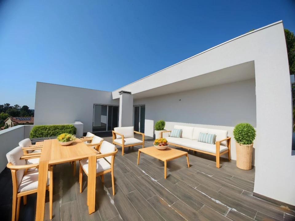 Moradia T4 para Venda em Antuzede e Vil de Matos Foto 8