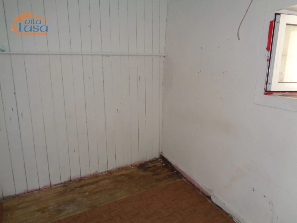 Prédio para Venda em Moimenta da Beira Foto 7