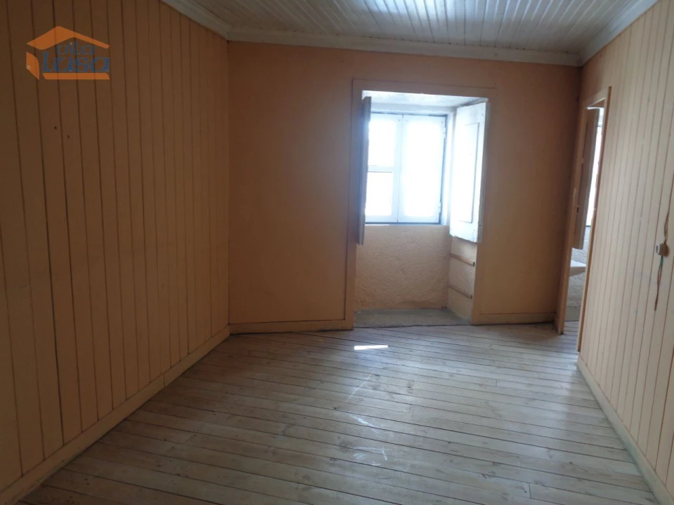 Prédio para Venda em Moimenta da Beira Foto 8