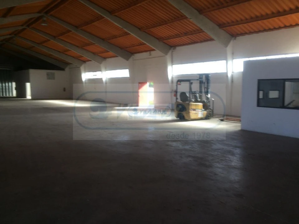 Armazém para Venda em Gafanha da Boa Hora Foto 4
