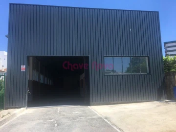 Armazém para Venda em Bougado (São Martinho e Santiago)