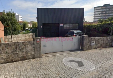 Armazém para Venda em Bougado (São Martinho e Santiago)