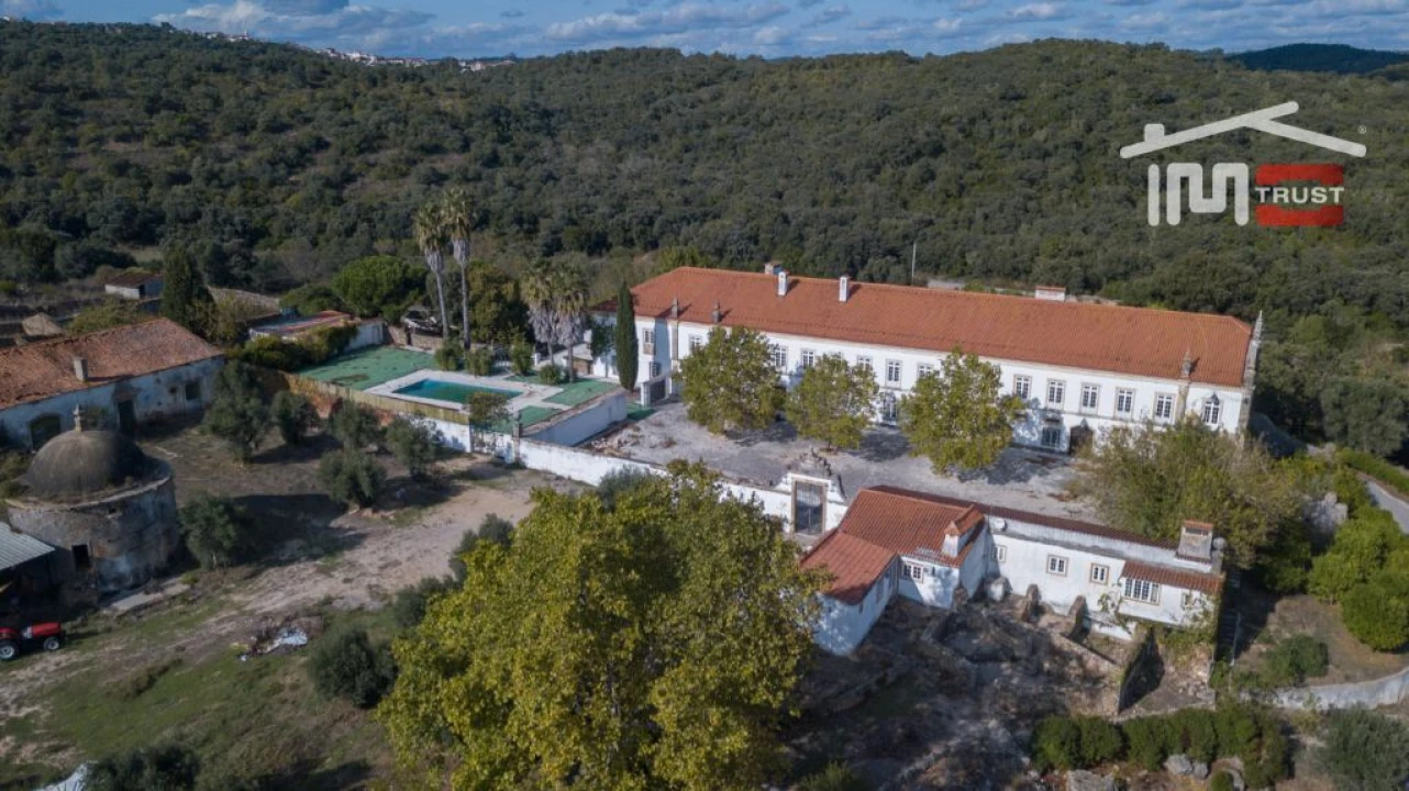 Quinta T6 para Venda em Além da Ribeira e Pedreira Foto 8