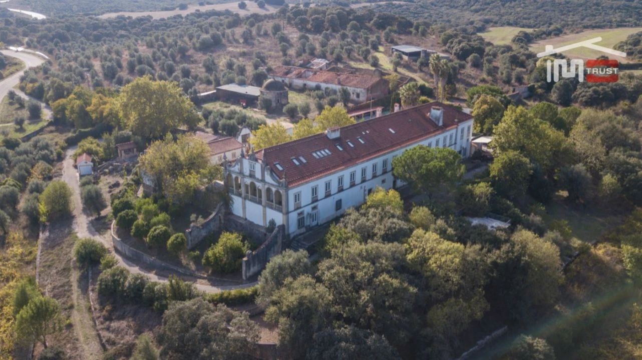 Quinta T6 para Venda em Além da Ribeira e Pedreira Foto 18