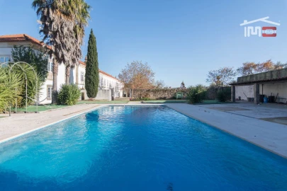 Quinta T6 para Venda em Além da Ribeira e Pedreira