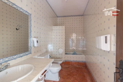 Quinta T6 para Venda em Além da Ribeira e Pedreira