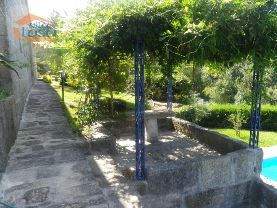 Moradia T6 para Venda em Resende Foto 17