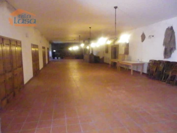 Moradia T6 para Venda em Resende