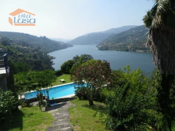 Moradia T6 para Venda em Resende