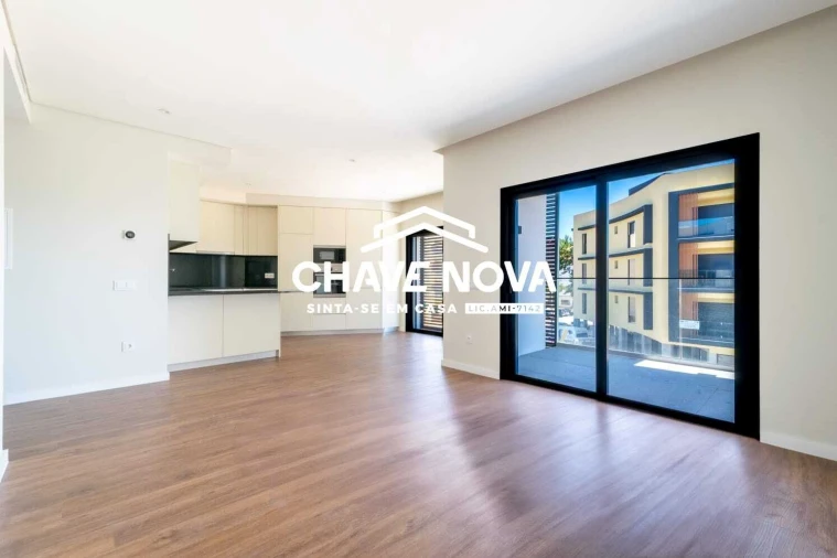 Apartamento T2 para Venda em Almancil Foto 2