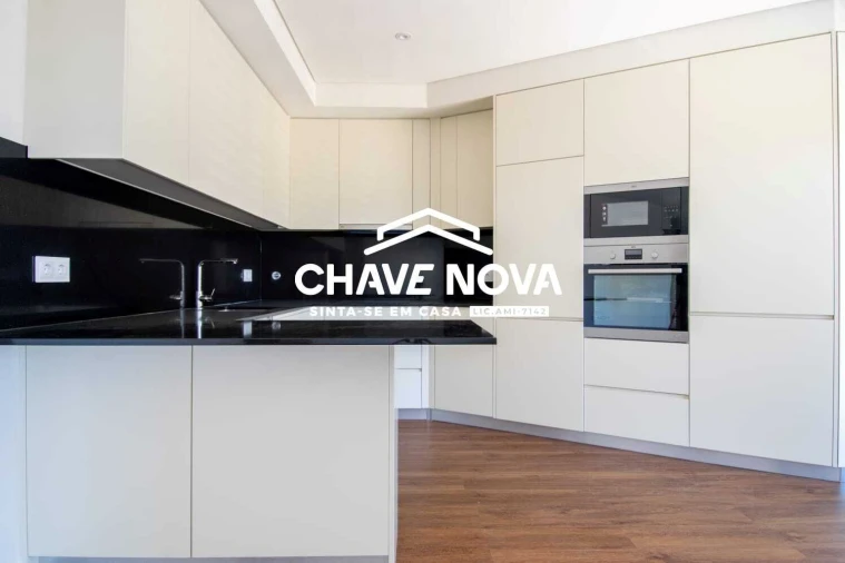 Apartamento T2 para Venda em Almancil Foto 4