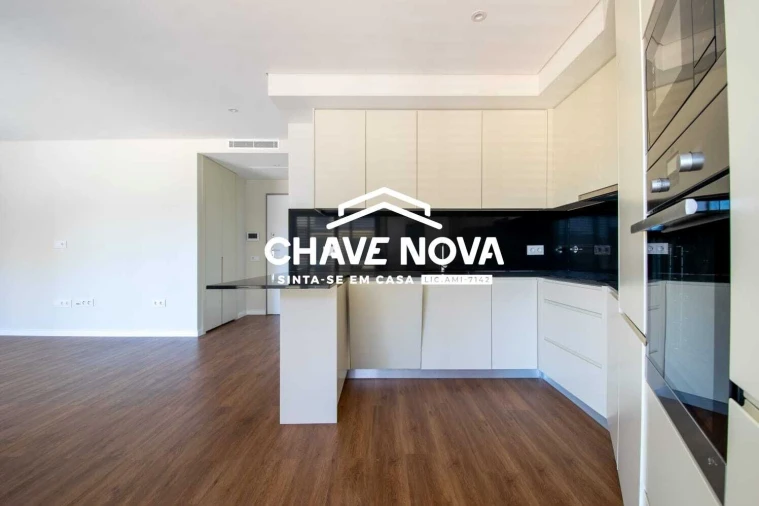 Apartamento T2 para Venda em Almancil Foto 9