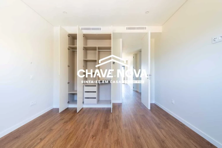 Apartamento T2 para Venda em Almancil Foto 21