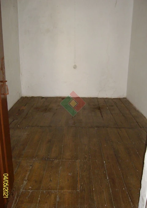 Moradia T5 para Venda em Santa Maria de Marvão