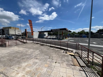 Loja para Venda em Vila Verde e Barbudo