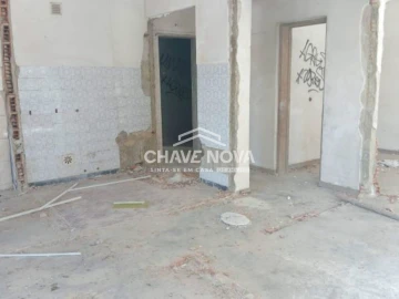 Apartamento T2 para Venda em Laranjeiro e Feijó