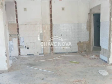 Apartamento T2 para Venda em Laranjeiro e Feijó