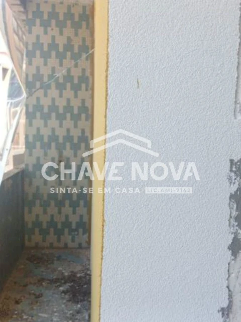 Apartamento T2 para Venda em Laranjeiro e Feijó