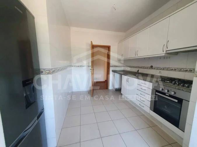 Apartamento T2 para Venda em Rio Tinto Foto 6