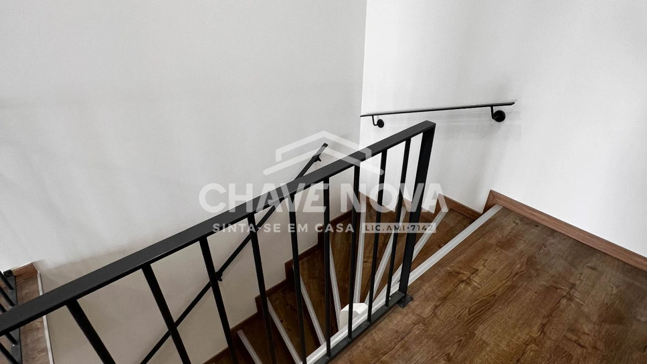 Apartamento T2 para Venda em Cedofeita, Santo Ildefonso, Sé, Miragaia, São Nicolau e Vitória Foto 9
