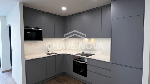 Apartamento T2 para Venda em Cedofeita, Santo Ildefonso, Sé, Miragaia, São Nicolau e Vitória