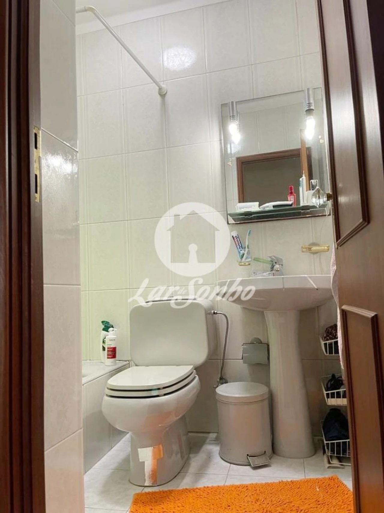 Moradia T4 para Venda em Arcozelo Foto 13