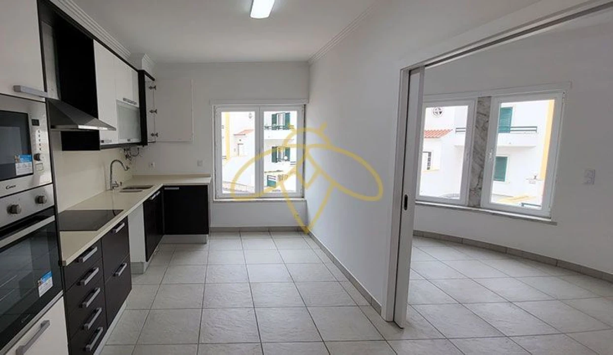 Moradia T3 para Venda em Ericeira Foto 8