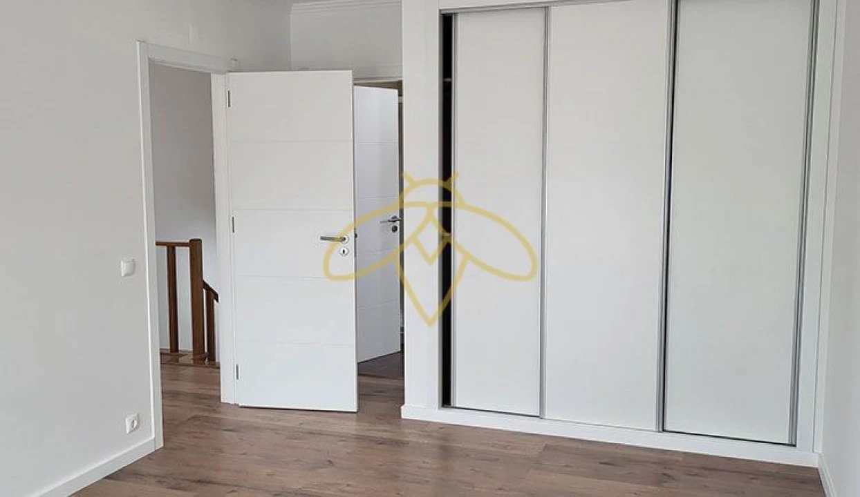 Moradia T3 para Venda em Ericeira Foto 20