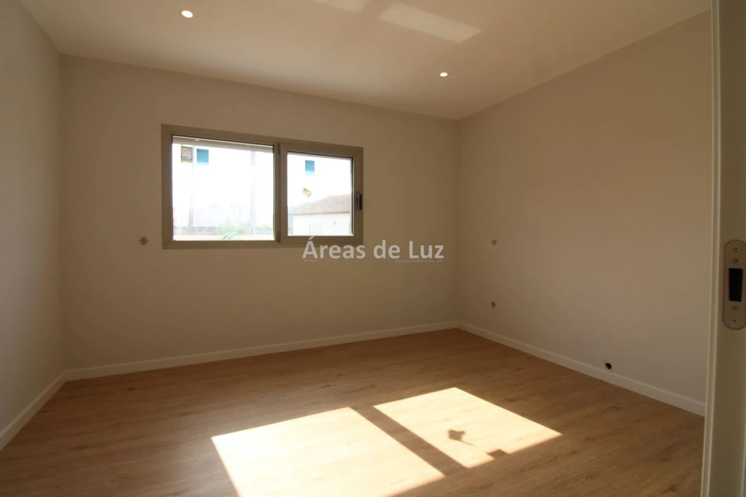 Moradia T3 para Venda em Batalha Foto 6