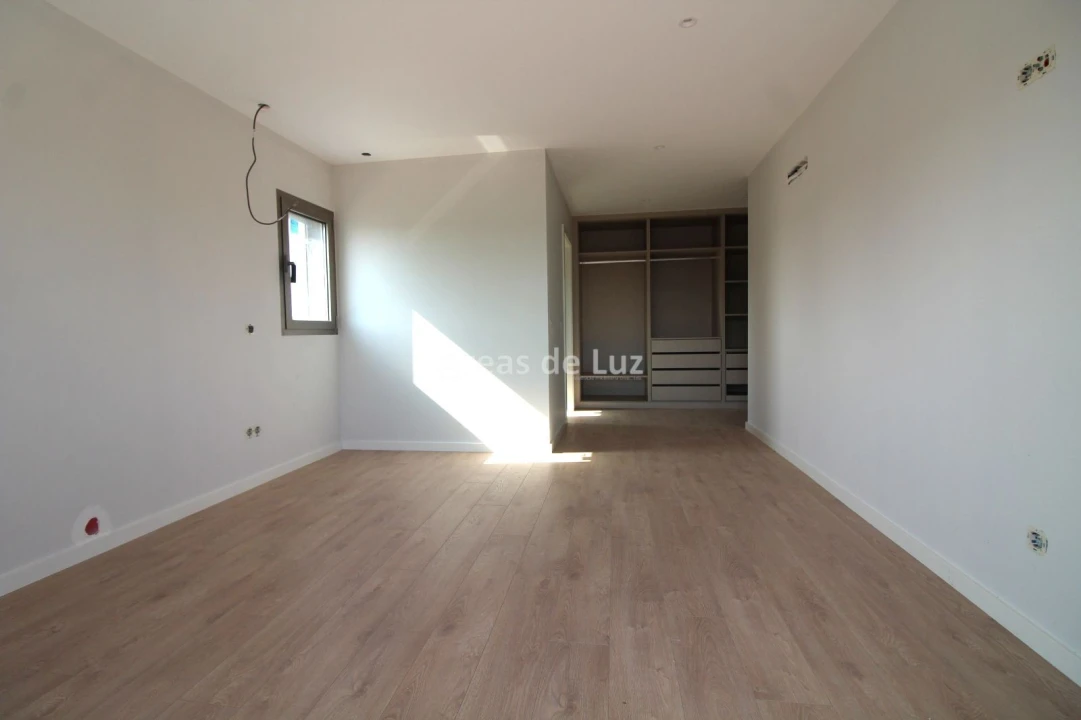 Moradia T3 para Venda em Batalha Foto 13