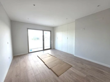 Moradia T3 para Venda em Batalha