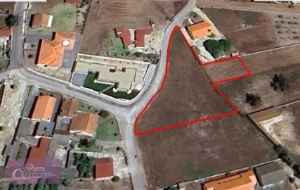 Terreno para Venda em Coimbrão