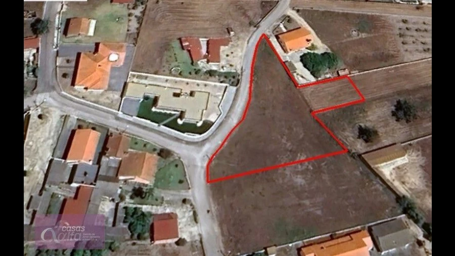 Terreno para Venda em Coimbrão