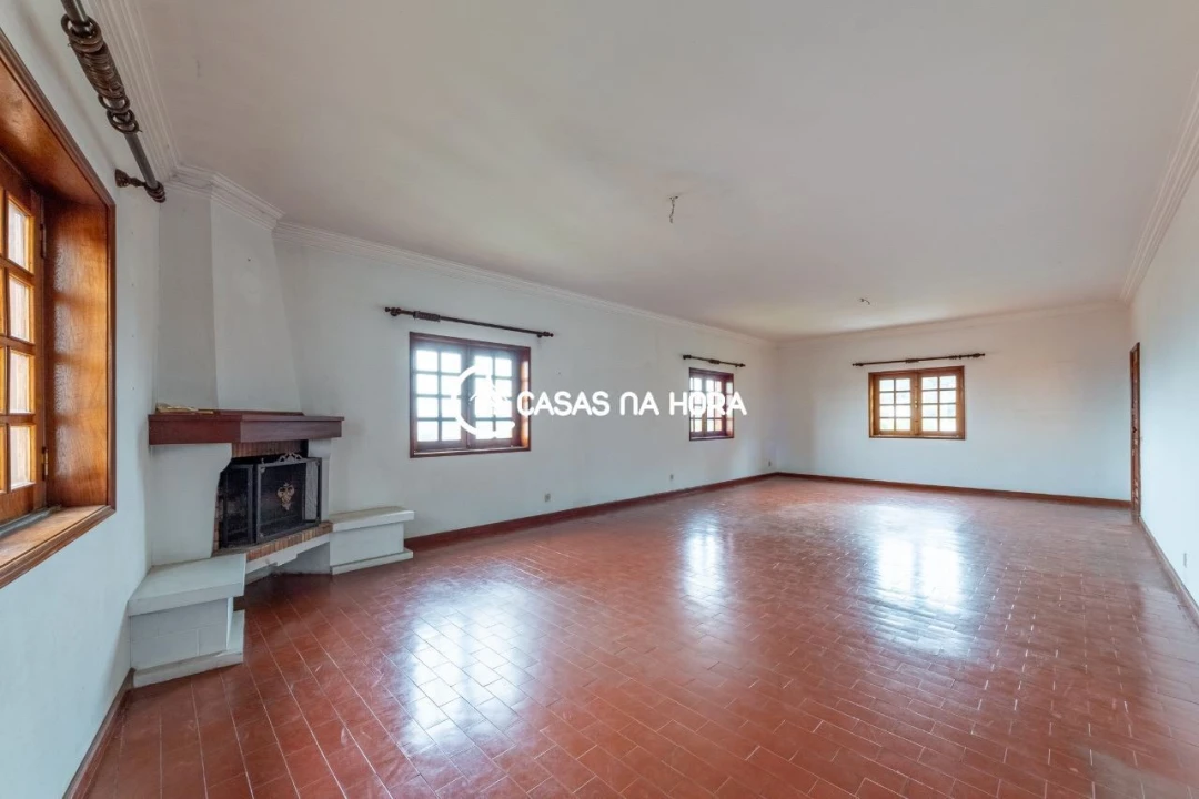 Quinta T3 para Venda em Roriz Foto 4