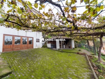 Quinta T3 para Venda em Roriz