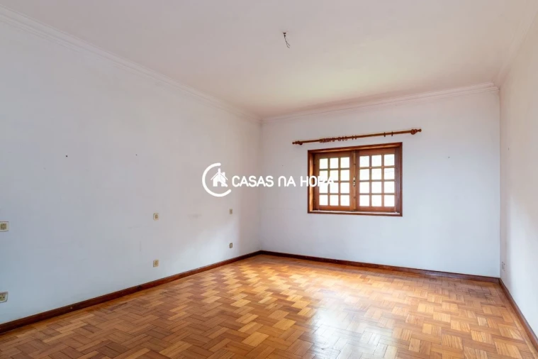 Quinta T3 para Venda em Roriz Foto 7