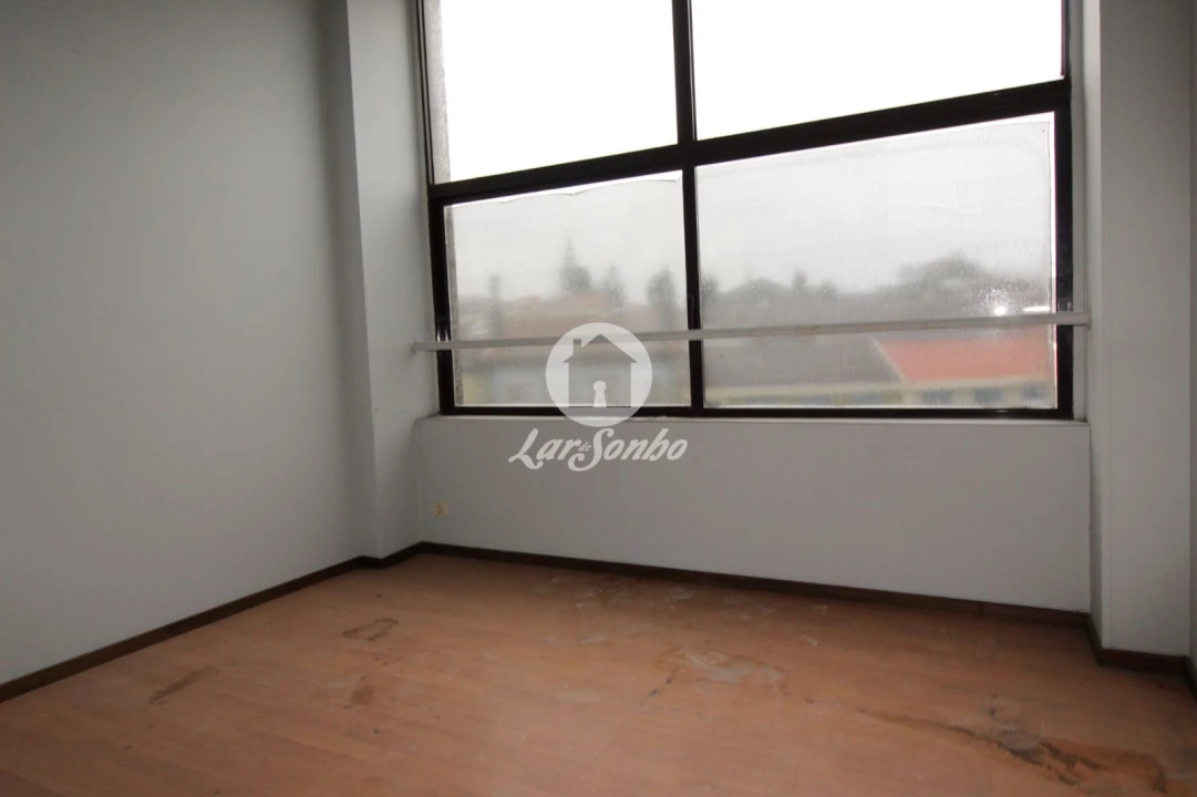 Escritório para Venda em Fafe Foto 13