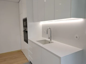 Apartamento T3 para Venda em Aldoar, Foz do Douro e Nevogilde