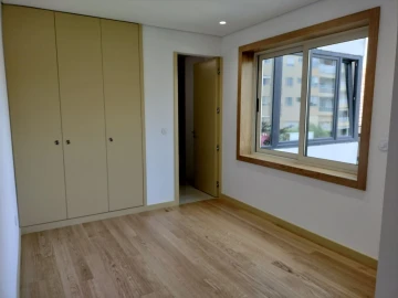 Apartamento T3 para Venda em Aldoar, Foz do Douro e Nevogilde