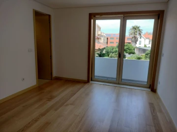 Apartamento T3 para Venda em Aldoar, Foz do Douro e Nevogilde