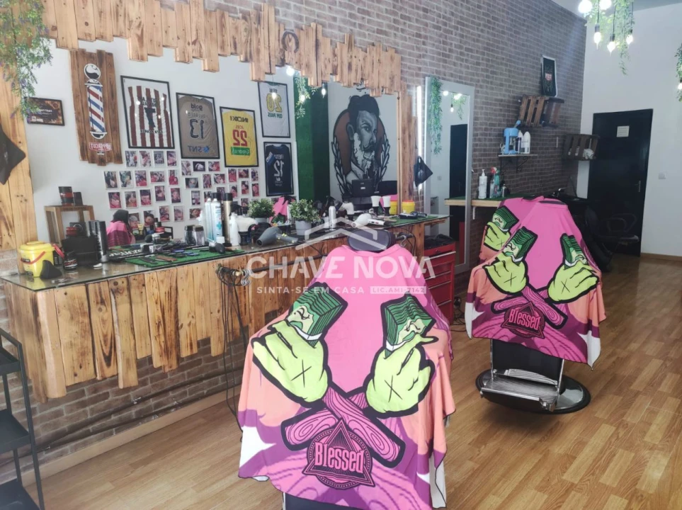 Loja para Trespasse em Vilar de Andorinho Foto 5