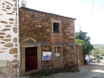 Moradia T2 para Venda em Salgueiro do Campo