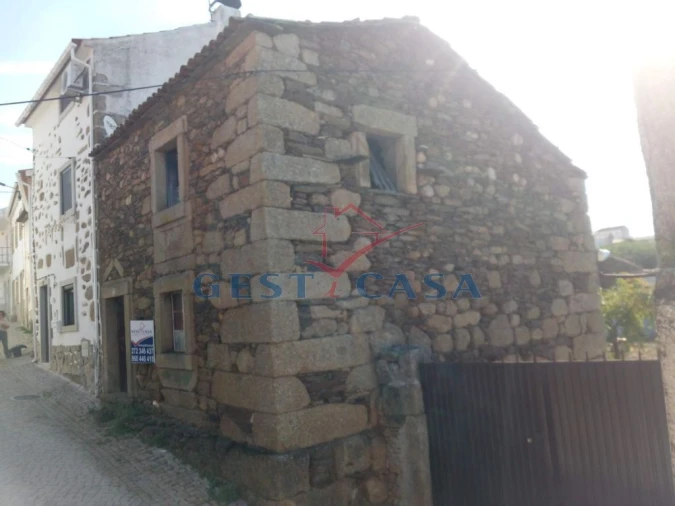 Moradia T2 para Venda em Salgueiro do Campo