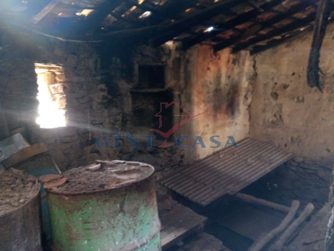 Moradia T2 para Venda em Salgueiro do Campo Foto 4