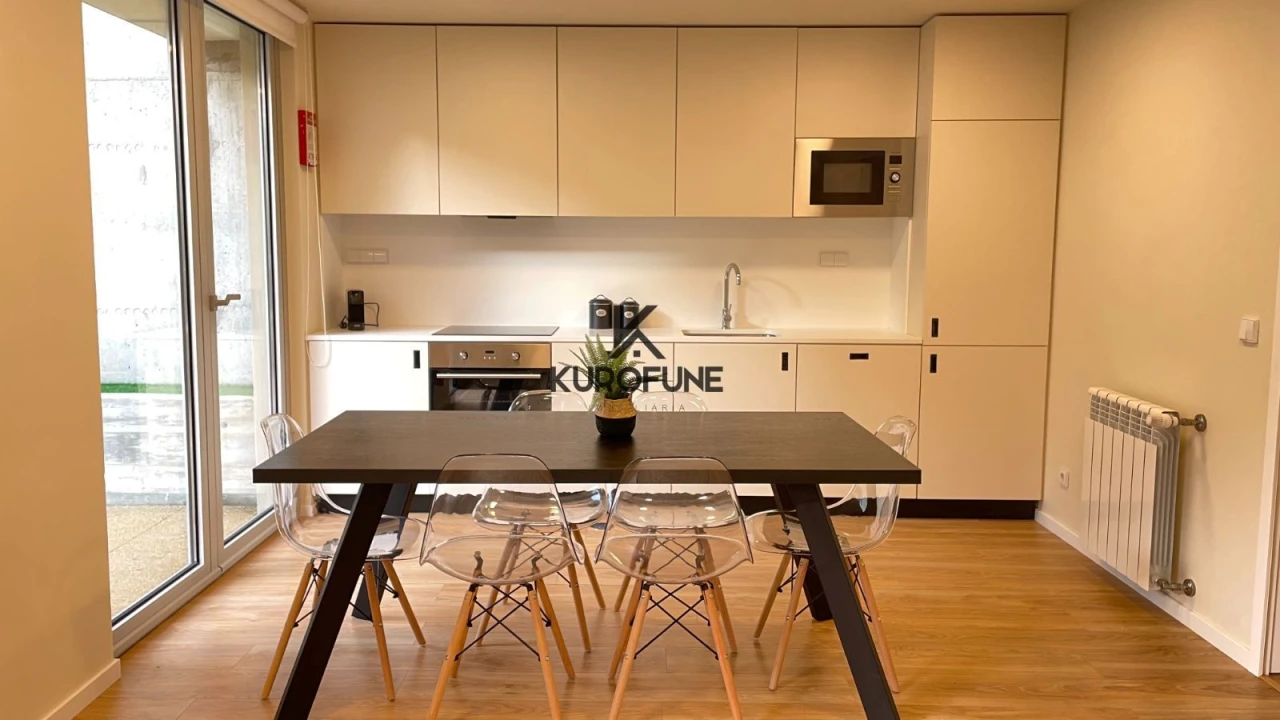 Negócio para Venda em Aldoar, Foz do Douro e Nevogilde Foto 9