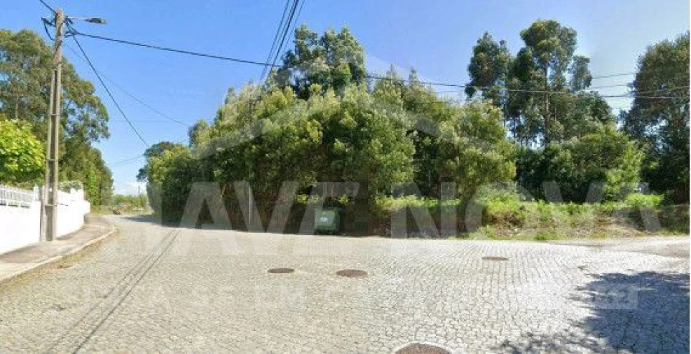 Terreno P/ Prédio para Venda em Arcozelo Foto 2