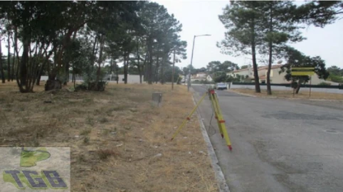 Terreno para Venda em Azeitão (São Lourenço e São Simão)