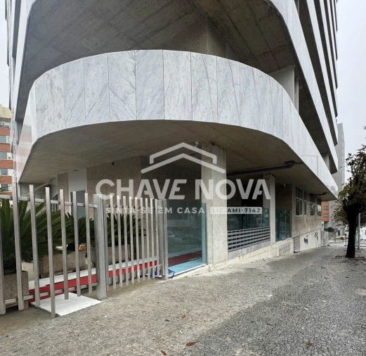 Apartamento T1 para Arrendamento em Ramalde Foto 11